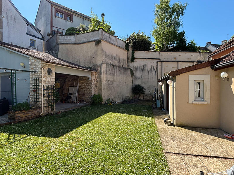 Maison - 187 m² - 6 pièces