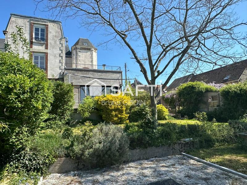 Maison de ville - 208 m² - 6 pièces