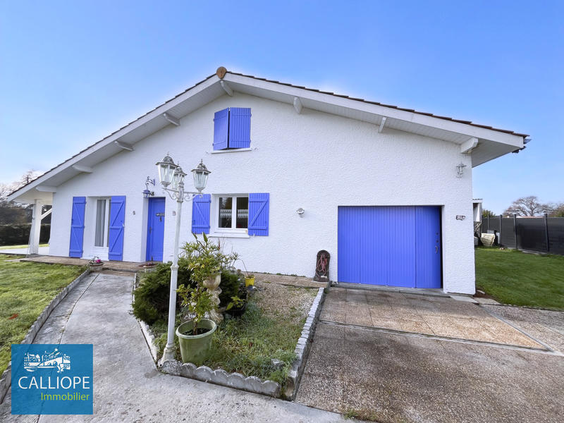 Maison - 104 m² - 4 pièces