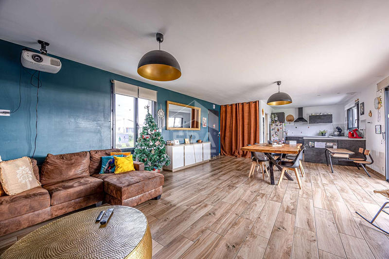 Maison - 120 m² - 5 pièces