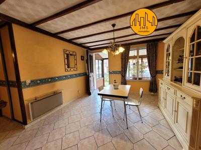 Maison - 92 m² - 4 pièces