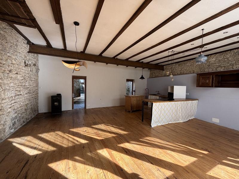 Maison - 102 m² - 5 pièces