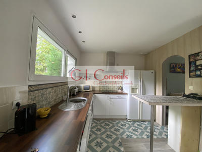 Maison - 81 m² - 5 pièces