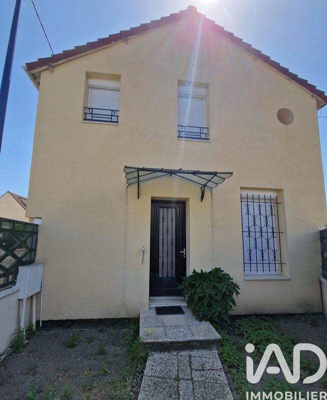 Maison - 96 m² - 4 pièces