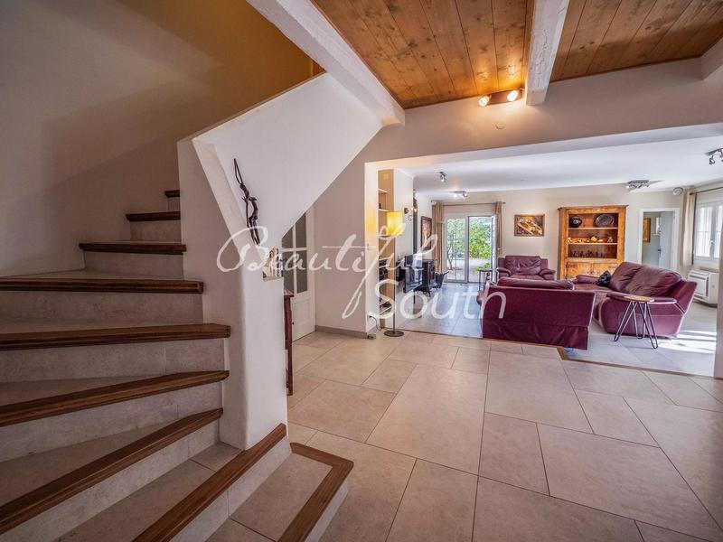 Gîte - 468 m² - 20 pièces