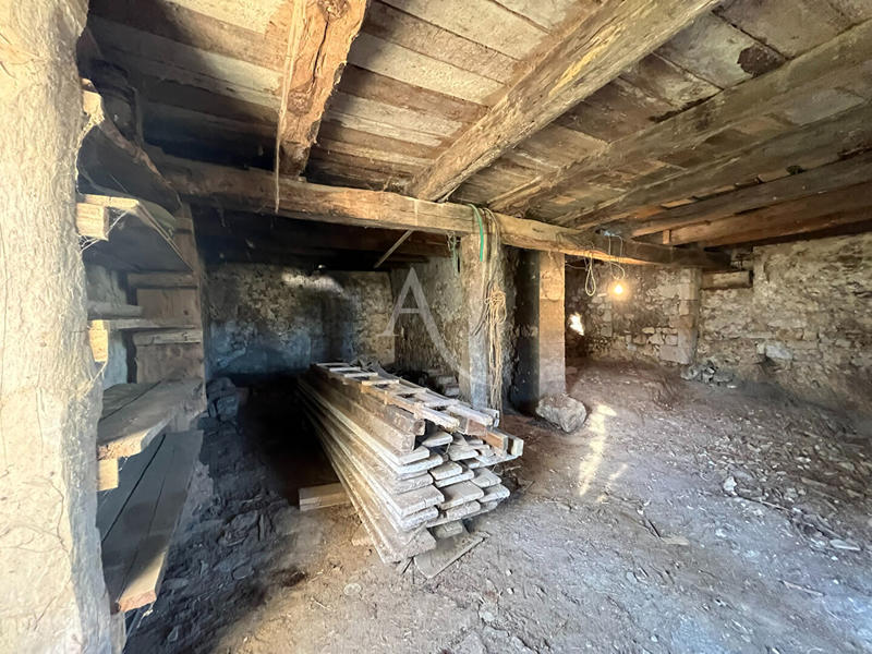 Maison - 146 m² - 2 pièces