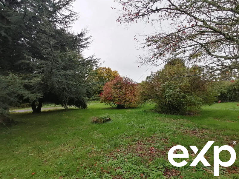 Maison traditionnelle - 141 m² - 6 pièces