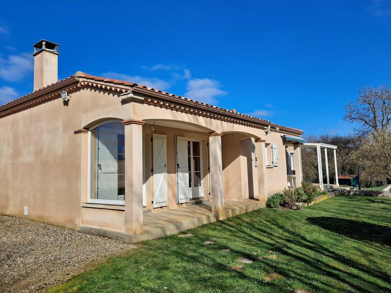 Maison - 135 m² - 5 pièces