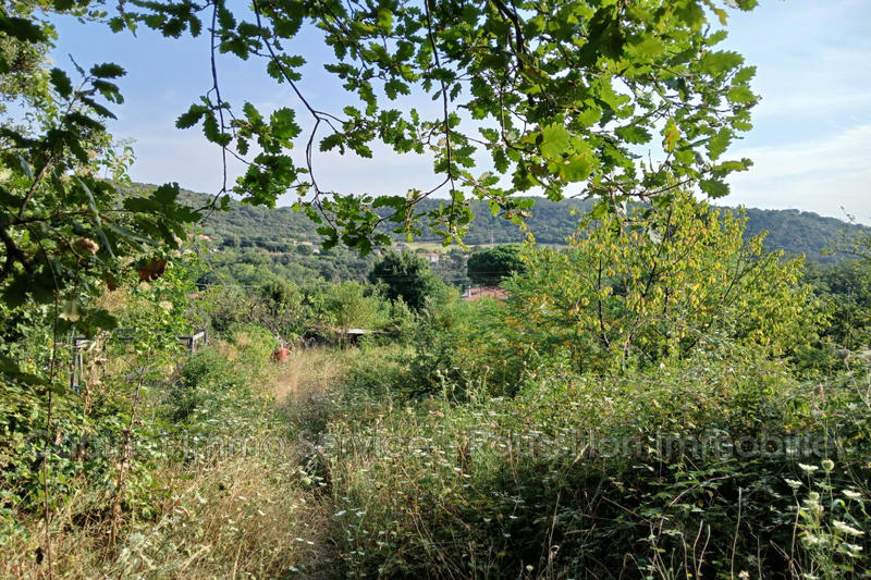 Terrain agricole - 1 968 m²