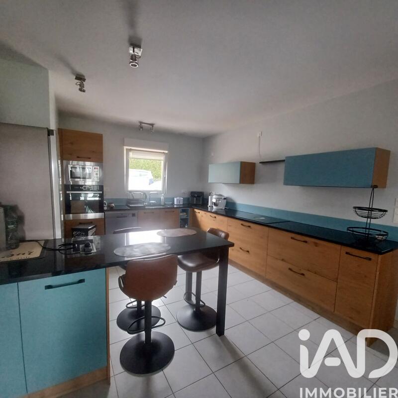 Maison - 84 m² - 4 pièces