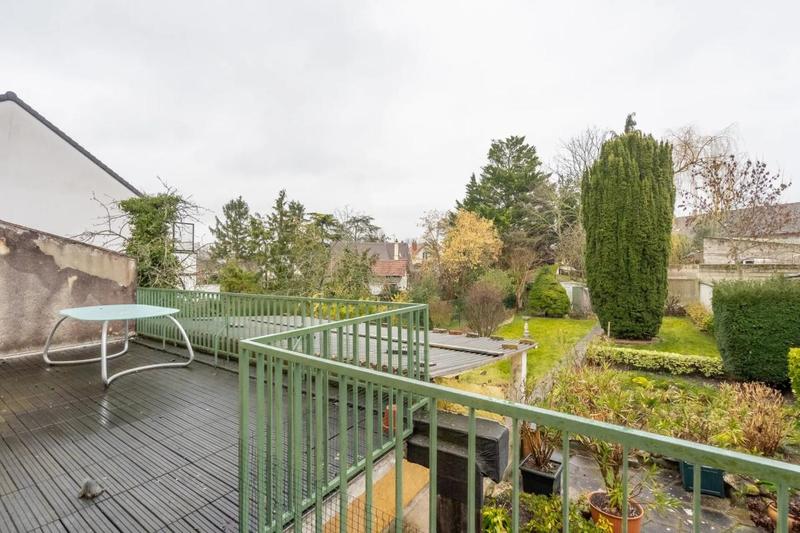 Maison - 128 m² - 7 pièces