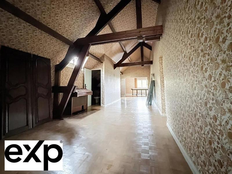 Propriété - 301 m² - 12 pièces