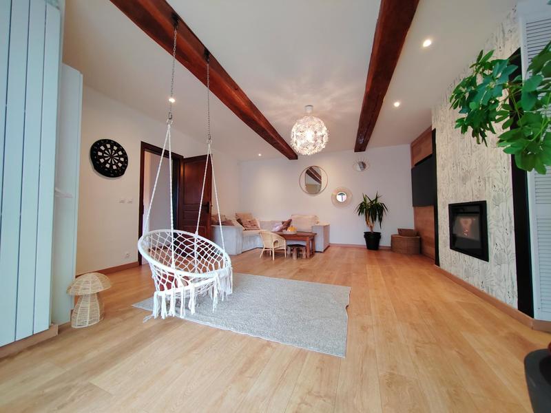 Maison - 155 m² - 8 pièces