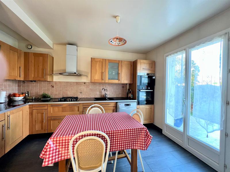 Maison - 118 m² - 7 pièces