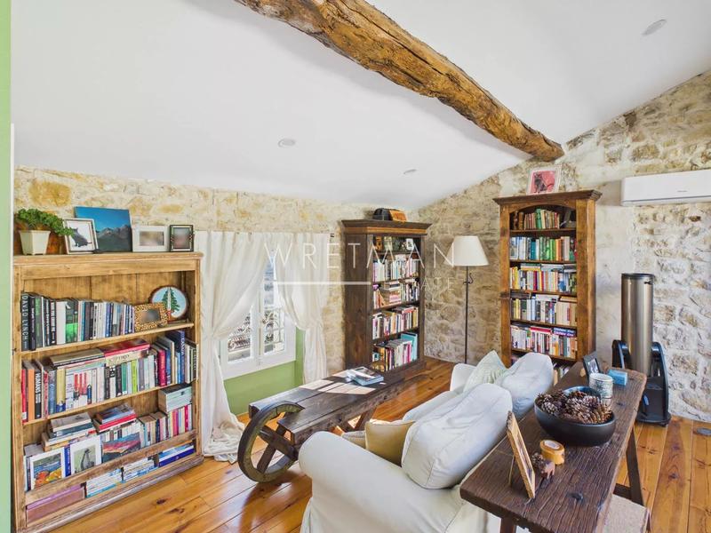 Maison de village - 230 m² - 7 pièces