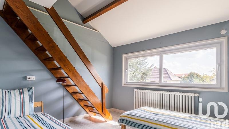 Maison - 188 m² - 9 pièces