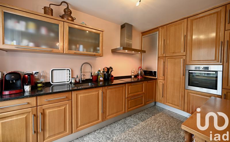 Maison - 175 m² - 8 pièces