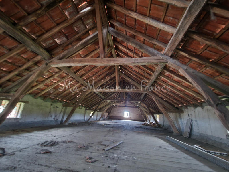 Maison - 280 m² - 13 pièces