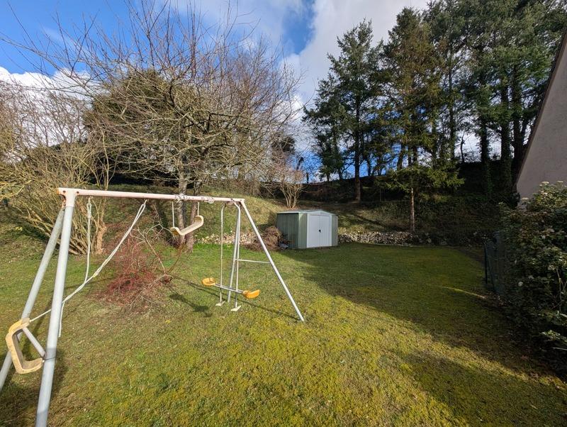 Maison - 98 m² - 4 pièces