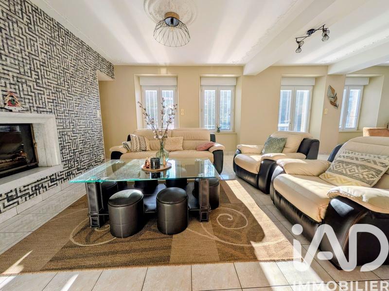 Maison - 172 m² - 6 pièces