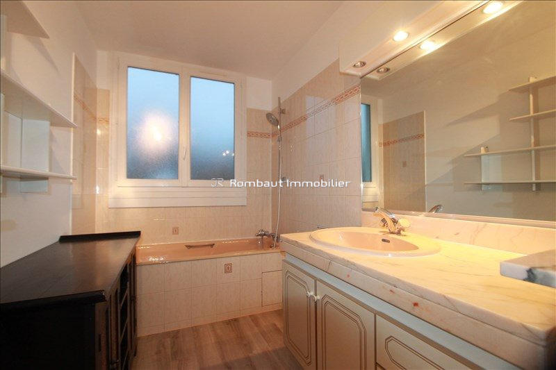 Appartement - 93 m² - 5 pièces