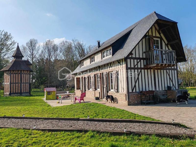 Immeuble - 240 m² - 14 pièces