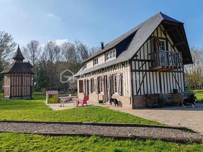 Immeuble - 240 m² - 14 pièces