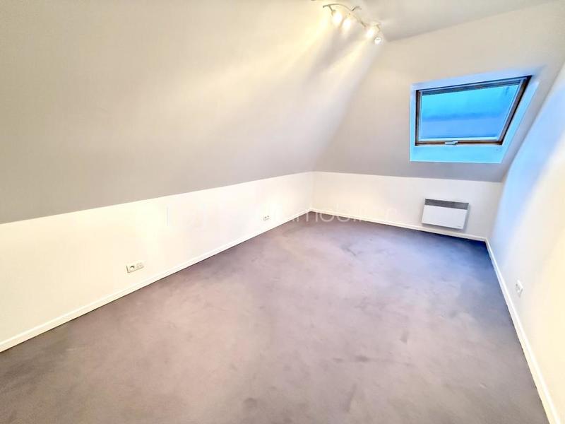 Appartement - 90 m² - 5 pièces