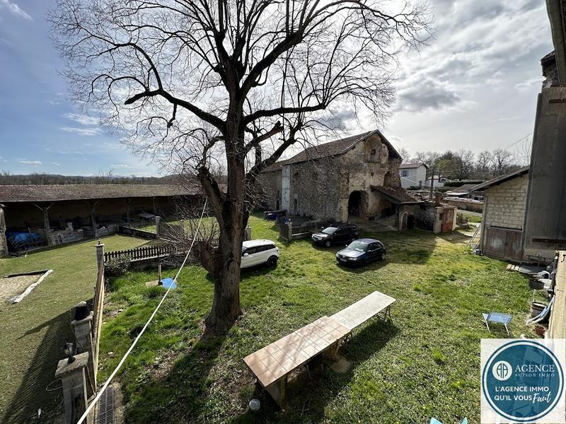 Maison - 297 m² - 11 pièces