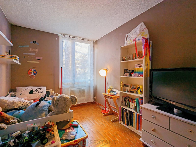 Appartement - 80 m² - 4 pièces