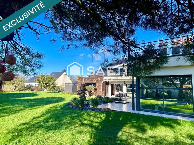 Maison - 259 m² - 6 pièces