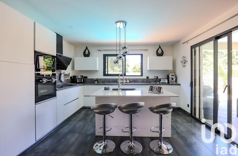 Maison - 146 m² - 5 pièces