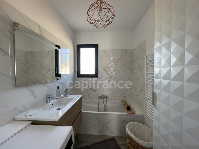 Maison - 165 m² - 6 pièces