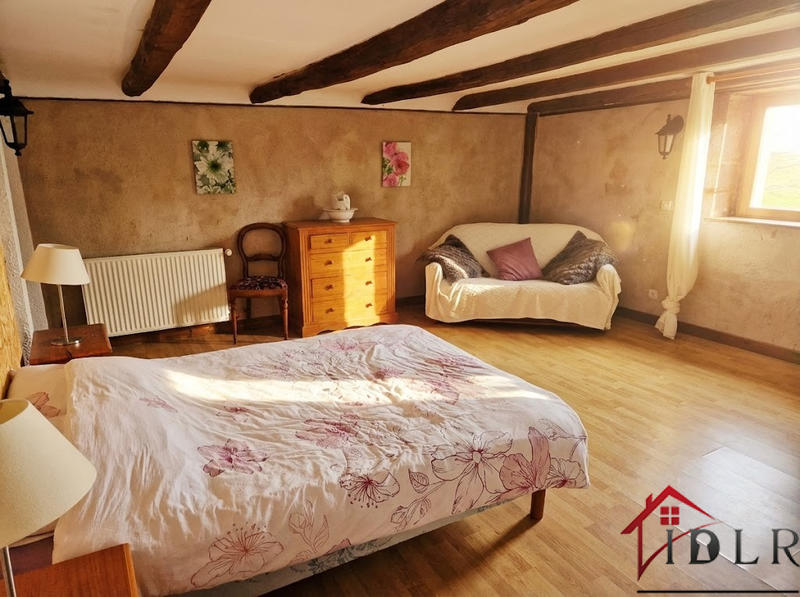 Propriété - 172 m² - 6 pièces