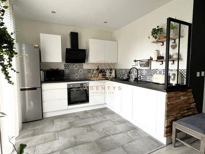 Appartement - 117 m² - 4 pièces