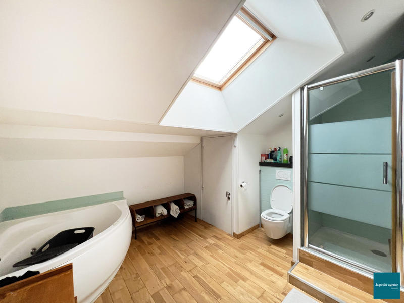 Appartement - 83 m² - 4 pièces