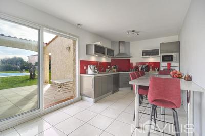 Maison - 188 m² - 5 pièces