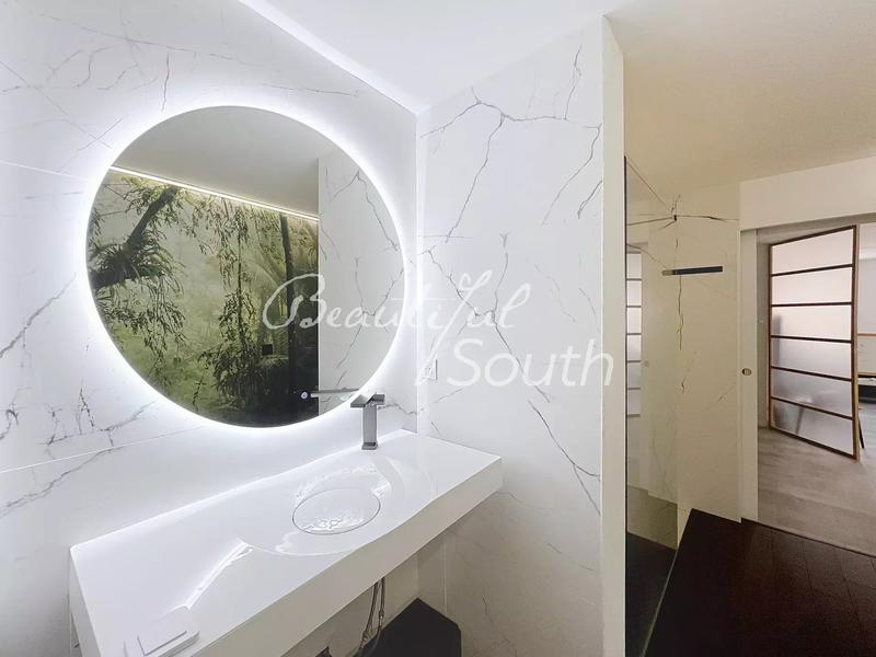 Maison de ville - 203 m² - 7 pièces