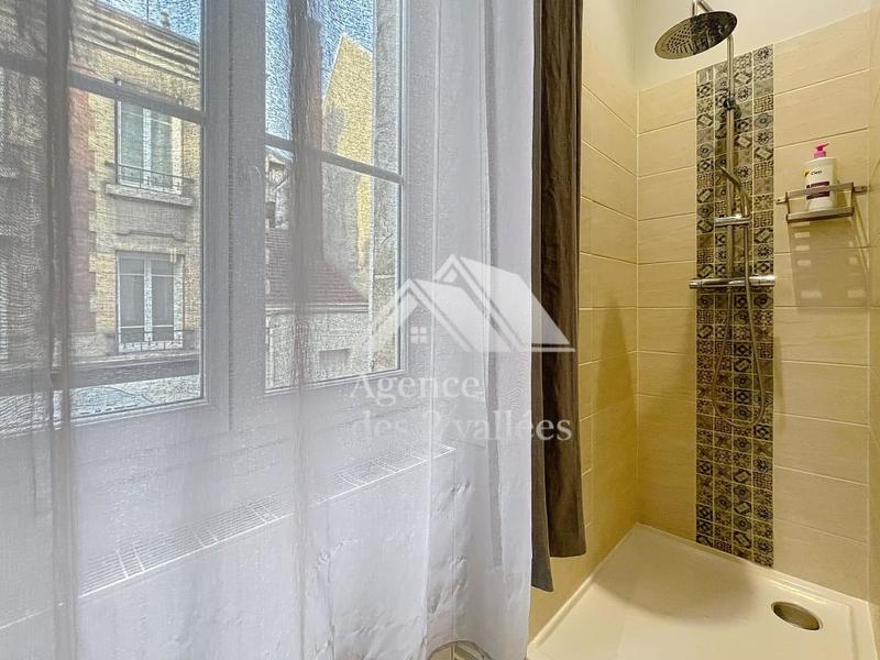 Appartement - 95 m² - 3 pièces