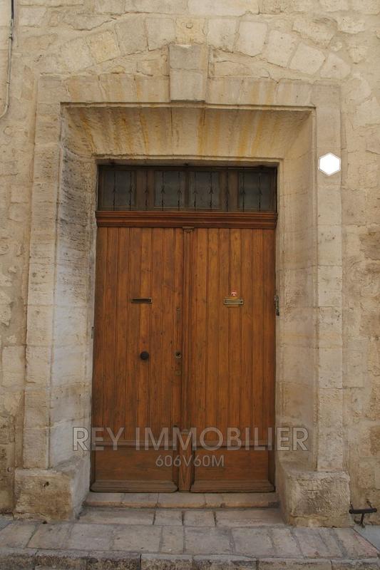 Demeure - 300 m² - 9 pièces