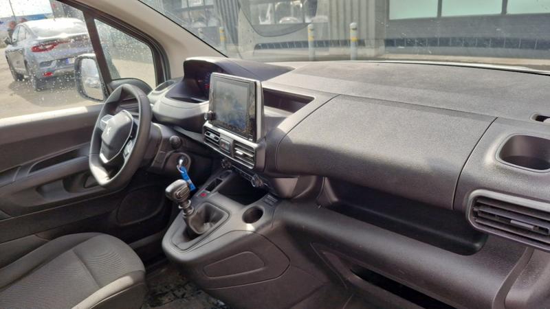 Peugeot Partner Fourgon Standard 1000 Kg Bluehdi 100 Ss Bvm6 Premiu