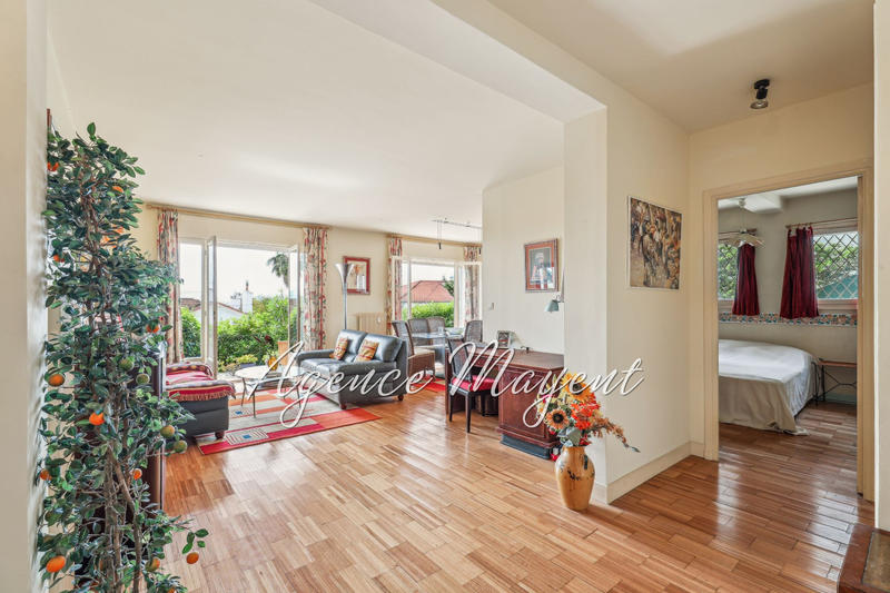 Appartement - 72 m² - 3 pièces