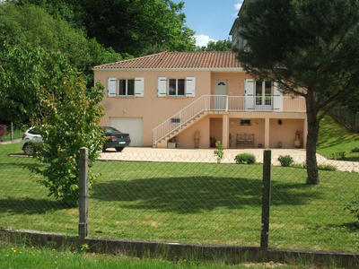 Maison - 120 m² - 6 pièces