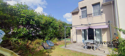 Maison - 84 m² - 5 pièces