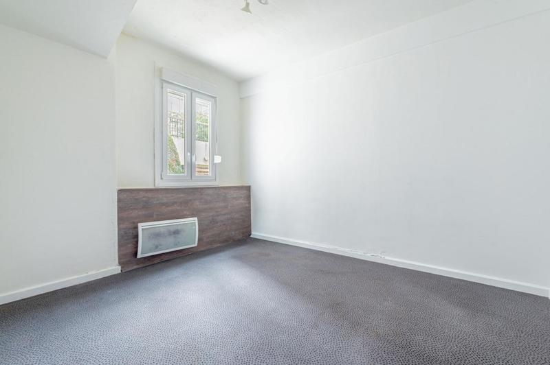 Bureau - 95 m² - 6 pièces