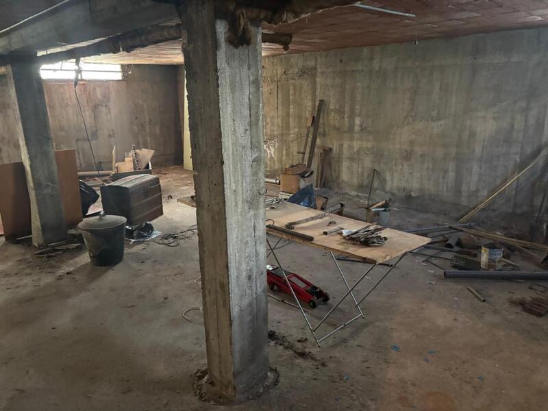 Maison - 143 m² - 7 pièces