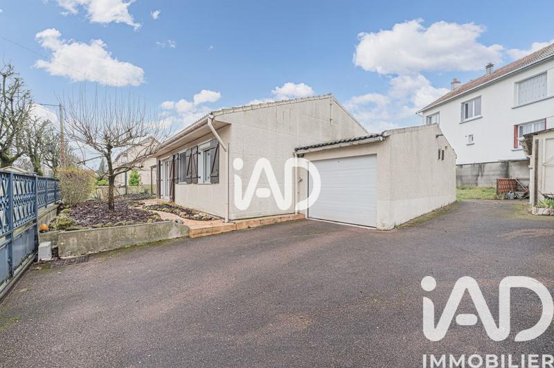 Maison - 90 m² - 4 pièces