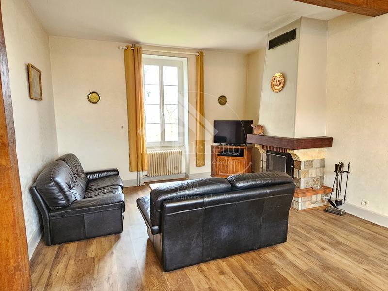 Maison - 160 m² - 6 pièces