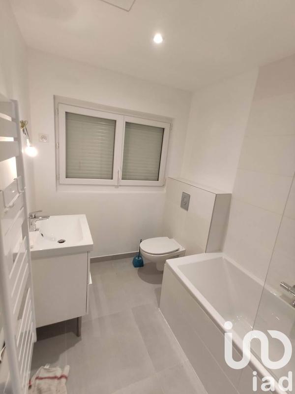 Maison - 101 m² - 5 pièces