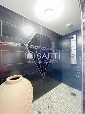 Maison - 140 m² - 5 pièces